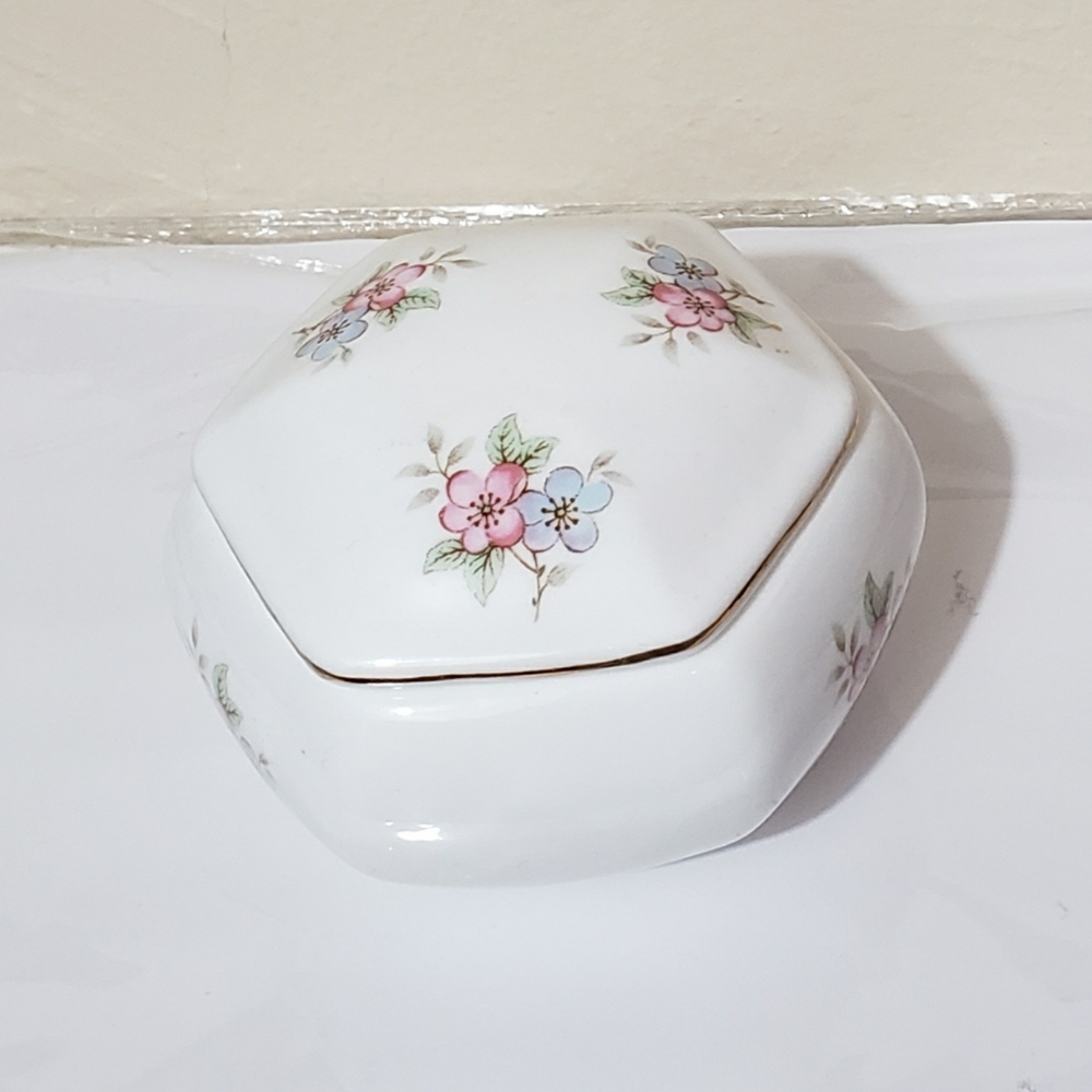Vintage Enesco Porcelain Ceramic Hexagon Trinket Box